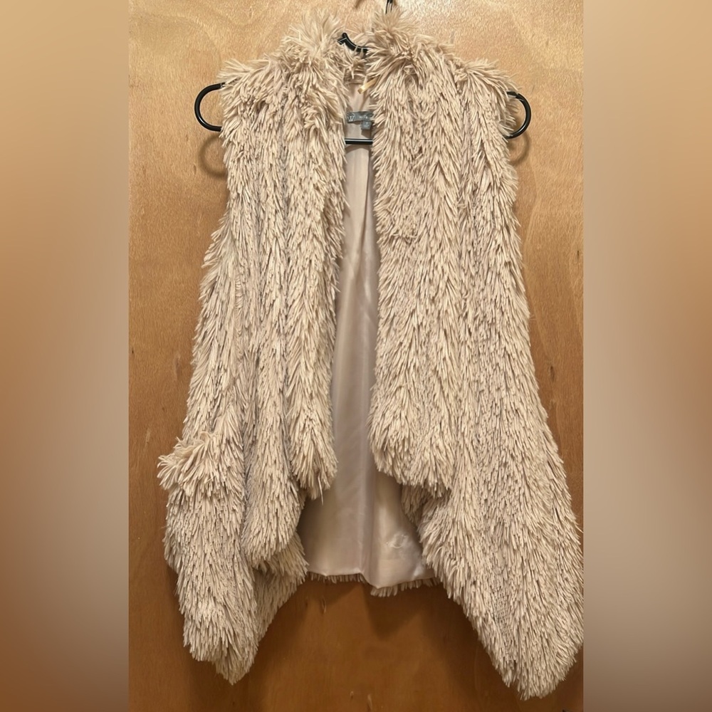 Wit & Wisdom Faux Fur Vest in Light Brown